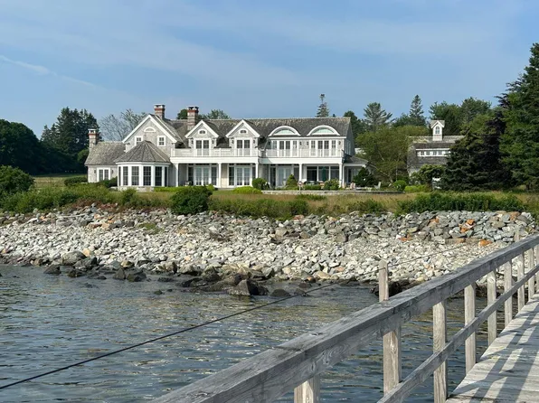 425A Seawall Road, Southwest Harbor, ME 04679