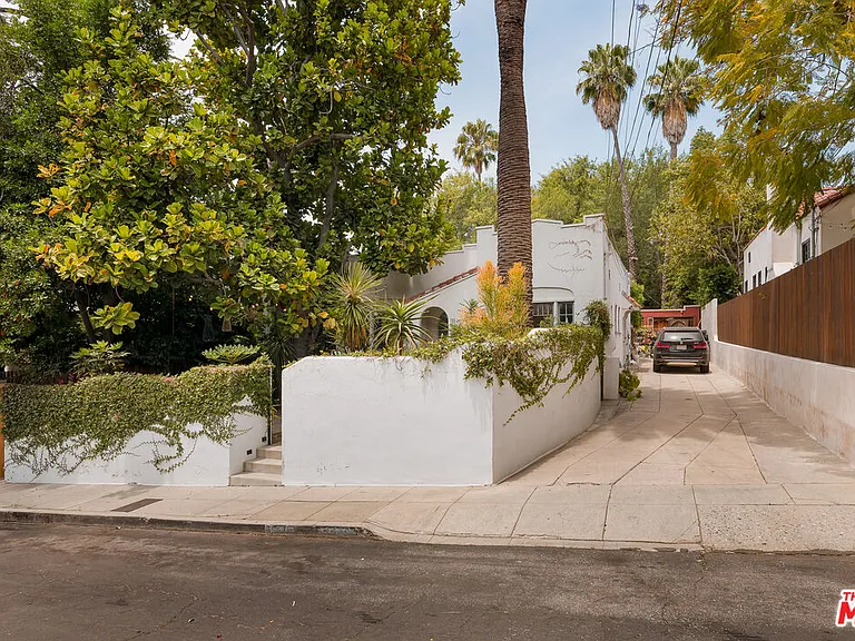 1649 N Coronado St — Photo 24