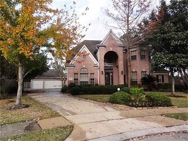 2nd image of 430 Creekside Ct