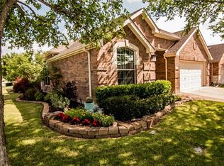 303 Wrangler Dr, Fairview, TX 75069
