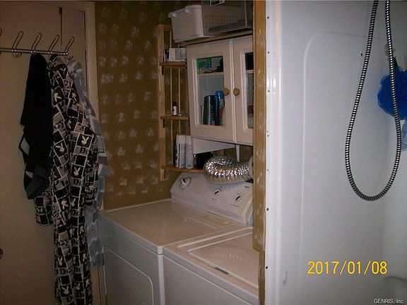 5th image of 122 Beechwood Blvd