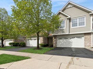 342 Bloomfield Ct, Vernon Hills, IL 60061