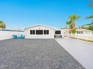 8 Hibiscus Dr, Ormond Beach, FL 32176