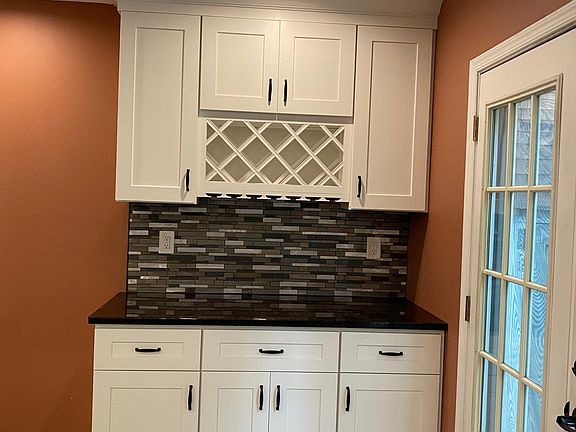 Bar area in the kitchen