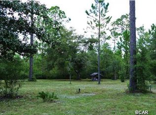 17608 La Fontaine Dr, Fountain, FL 32438