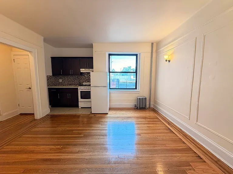 94-40 210th St #2F — Photo 4