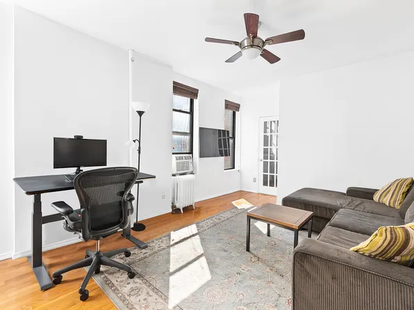 246 East 51st Street image 1 of 4