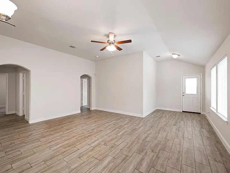 5315 Latigo Ct — Photo 7