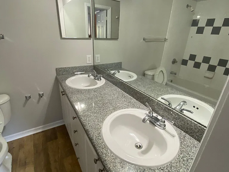 7624 Plantation Cir — Photo 8