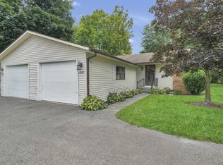 3055 Riviera Ct SE, Kentwood, MI 49512