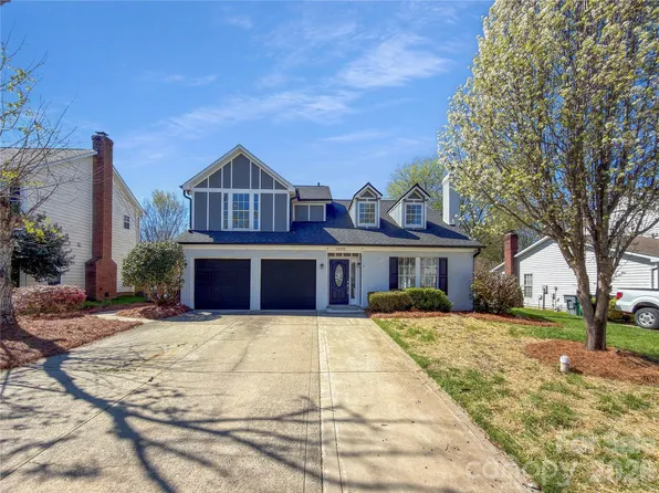 12015 Landen Dr, Charlotte, NC 28277