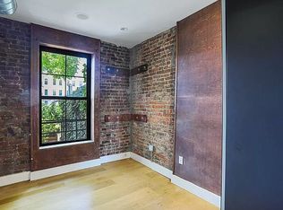 557 Union St APT 3, Brooklyn, NY 11215