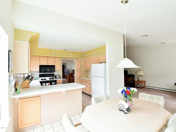5th image of 312 Jamaica Blvd