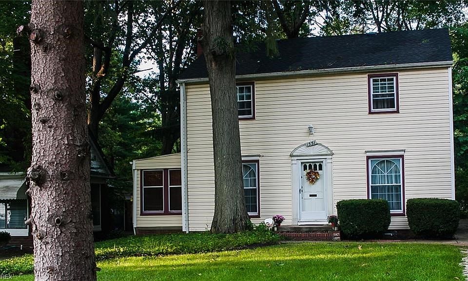 1st image of 1551 Delia Ave