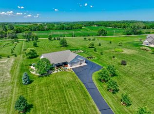 1532 96th St, New Richmond, WI 54017