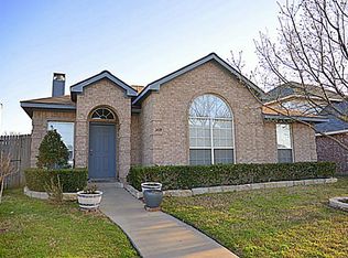 1410 Stella Dr, Lewisville, TX 75067