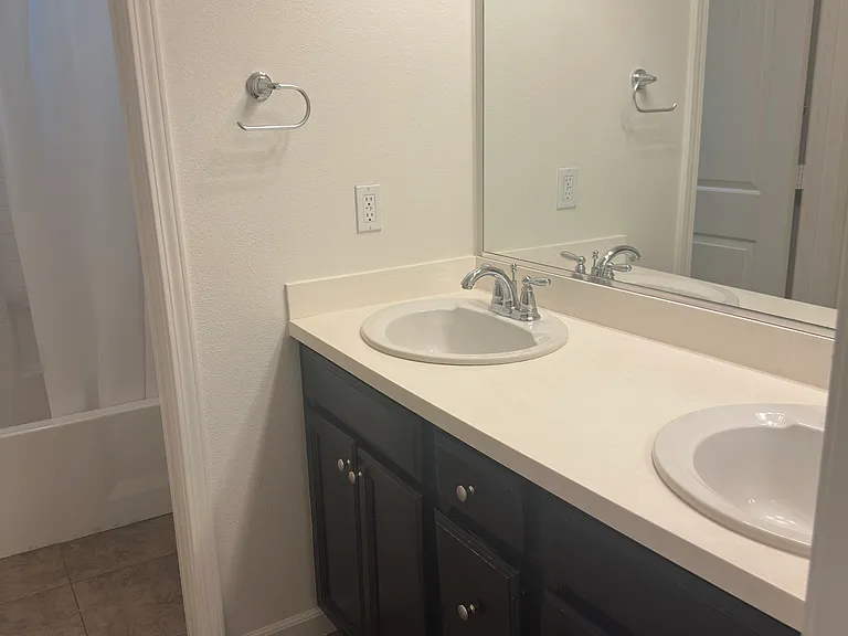 5711 Moonstone Peak Dr — Photo 2