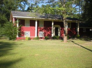 160 Dogwood Dr, Fayetteville, GA 30214