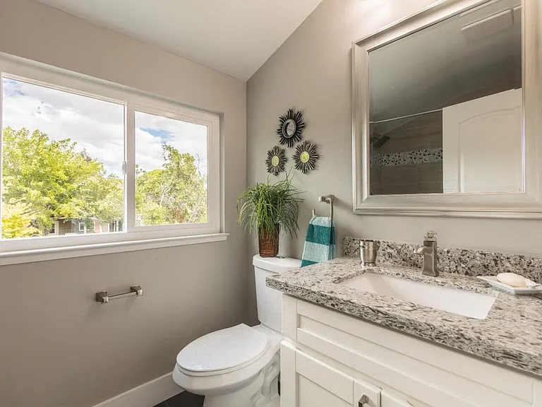 6780 Mount Pakron Dr — Photo 15