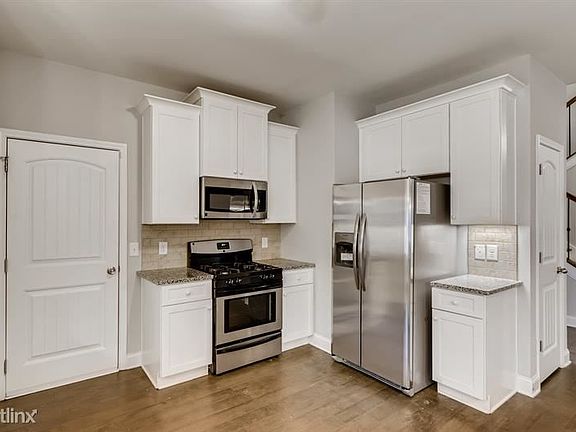 2nd image of 408 Mary Hill Ln