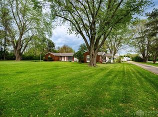 9550 Paragon Rd, Dayton, OH 45458