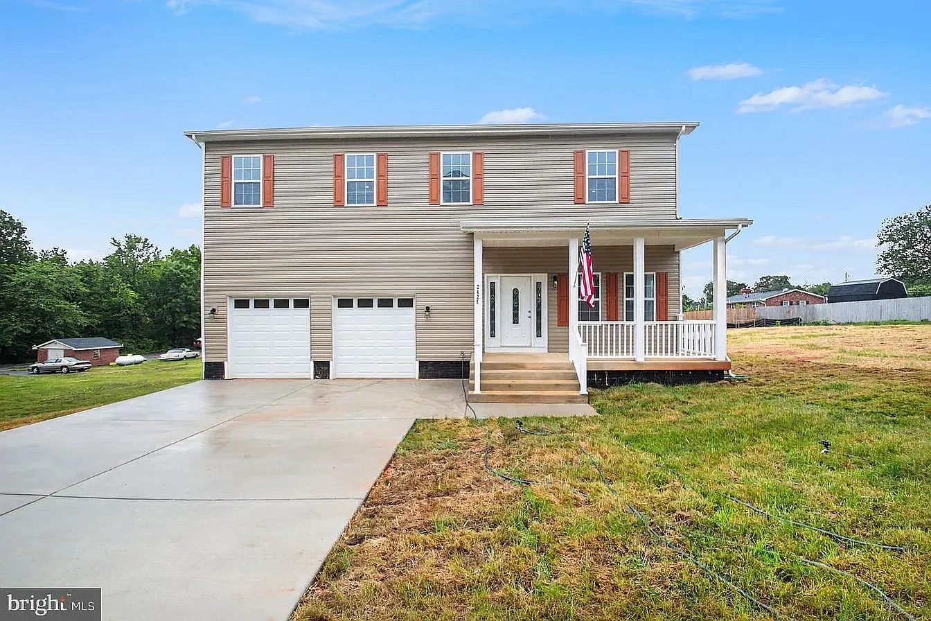3 bed, 3604 sqft, $3,500 — Photo 1