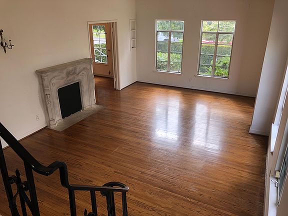 5th image of 763 S Plymouth Blvd