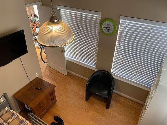 5th image of 6005 Curtier Dr #A
