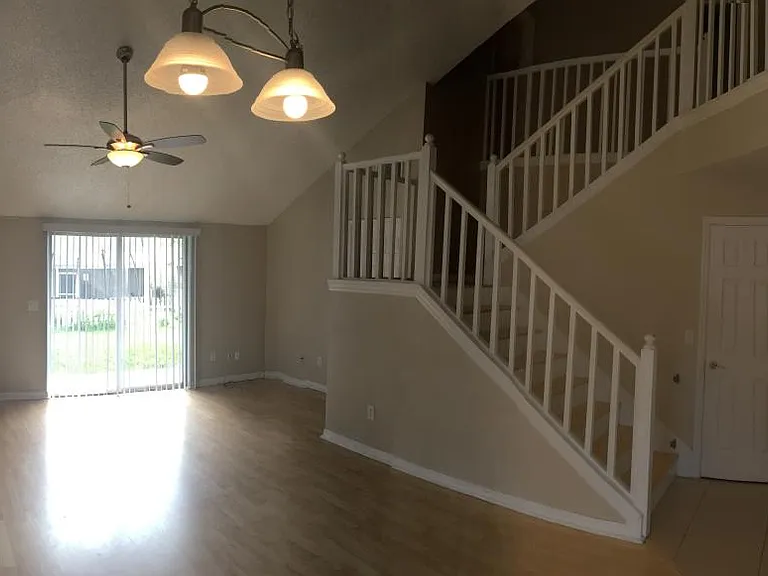 6703 Brittany Chase Ct — Photo 12