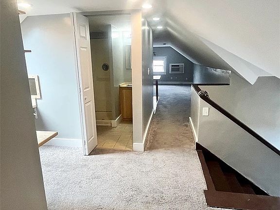 4th image of 1304 W 64th St 5