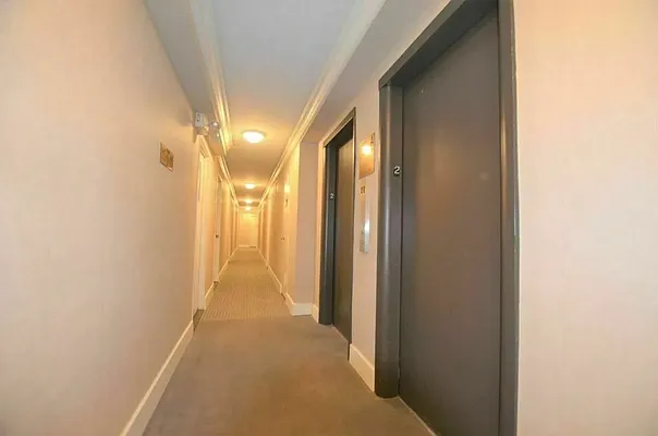 Rented by Manhattan Realty Group | media 11