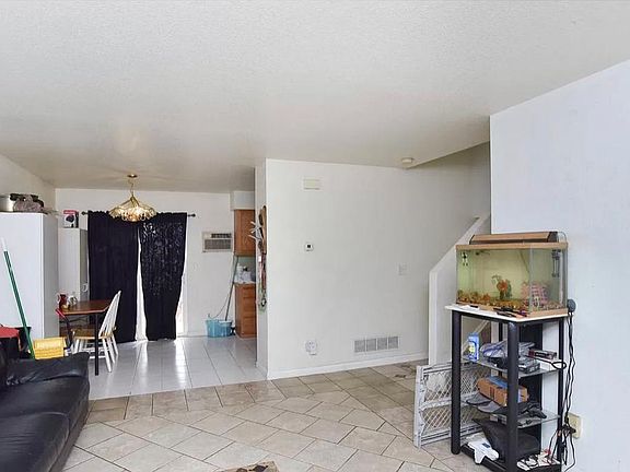 5th image of 1118 24th Street Ln
