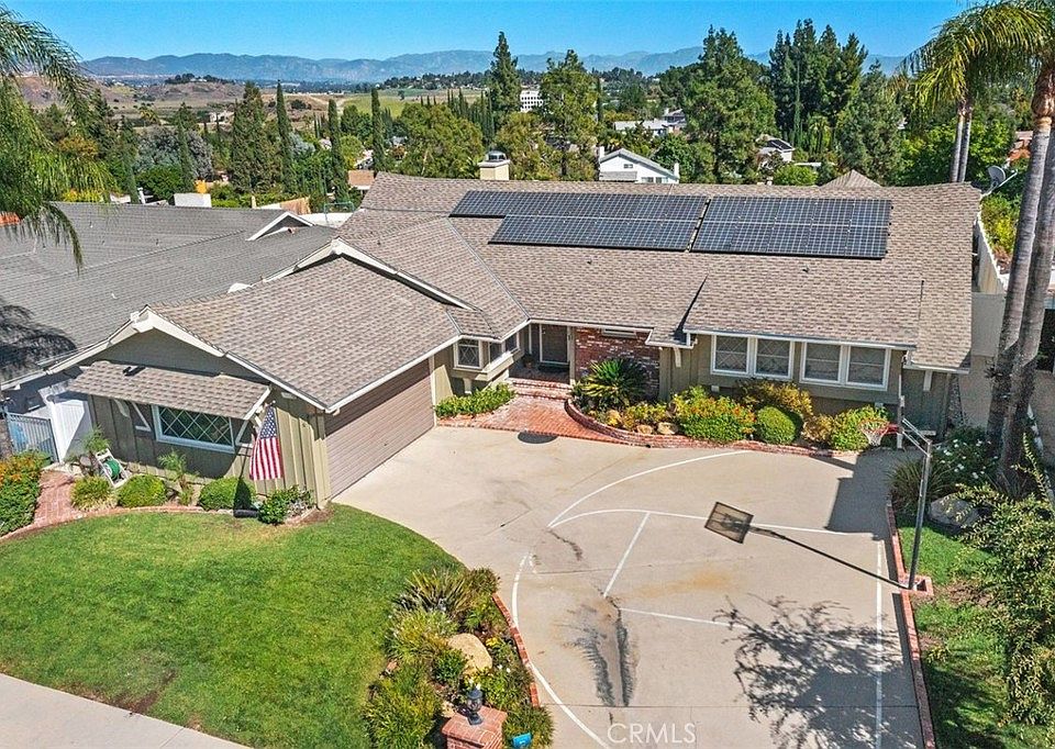 1st image of 8426 Pinelake Dr