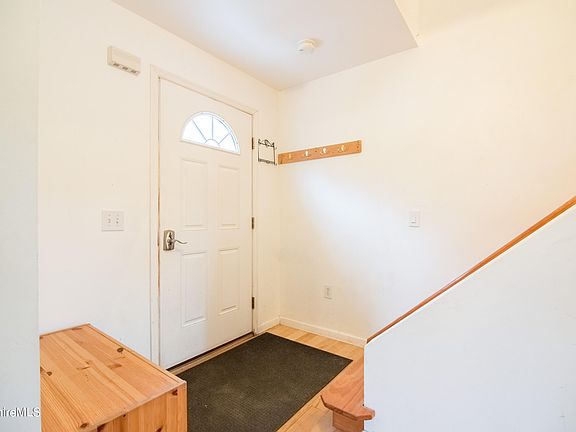 4th image of 233 Hulett Hill Rd