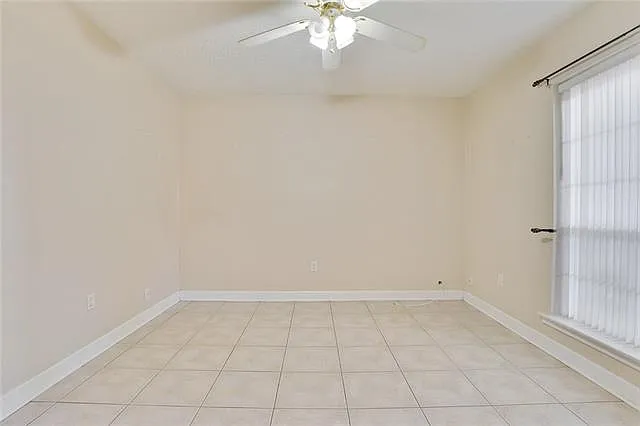 1729 Newport Pl #9 — Photo 4