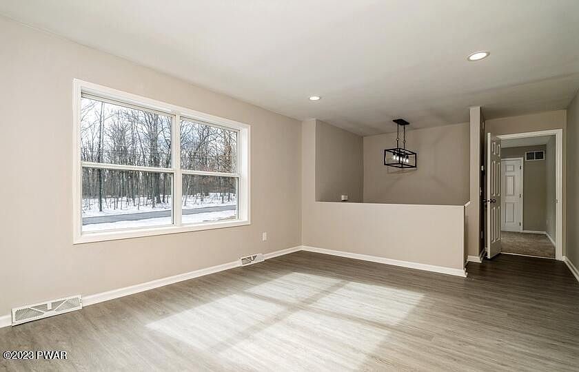 105 Fawn Lake Dr, Hawley, PA 18428 Zillow