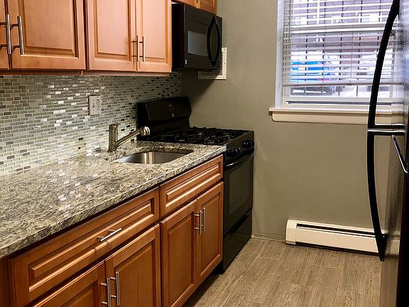 5th image of 1 Congress St APT A4