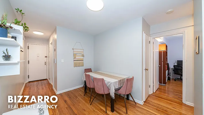 Dining area, photo 1