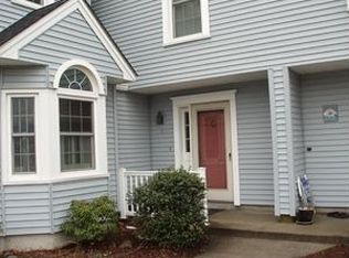 360 Meridian Street Ext APT 4, Groton, CT 06340