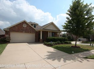 8781 Running River Ln, Fort Worth, TX 76131