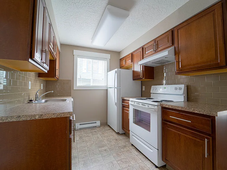 Railhead Apartments — Photo 8