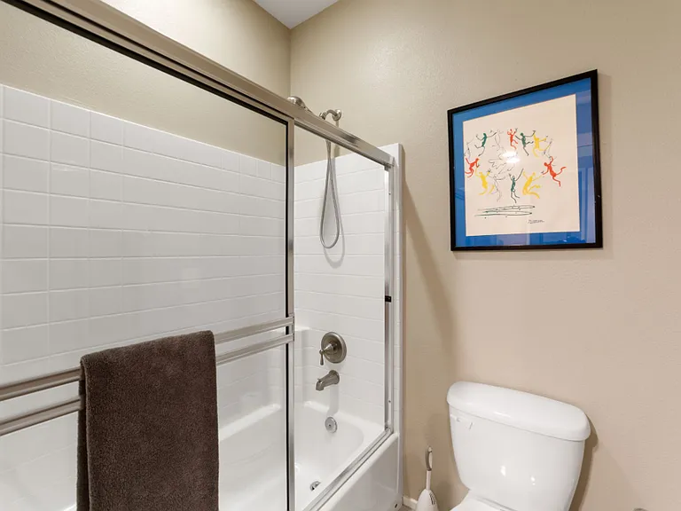 48737 Anastacia Ct — Photo 16