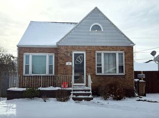 47 Seton Rd, Cheektowaga, NY 14225