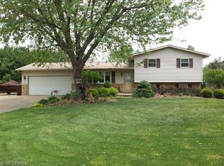 13250 Inverness Ave NW, Uniontown, OH