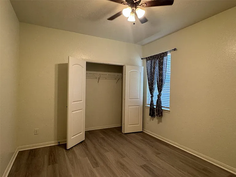21326 Echo Manor Dr — Photo 12
