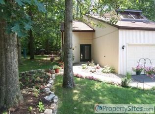 232 Leawood Ln, State College, PA 16803