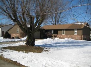 8617 Messmore Rd, Shelby Township, MI 48317