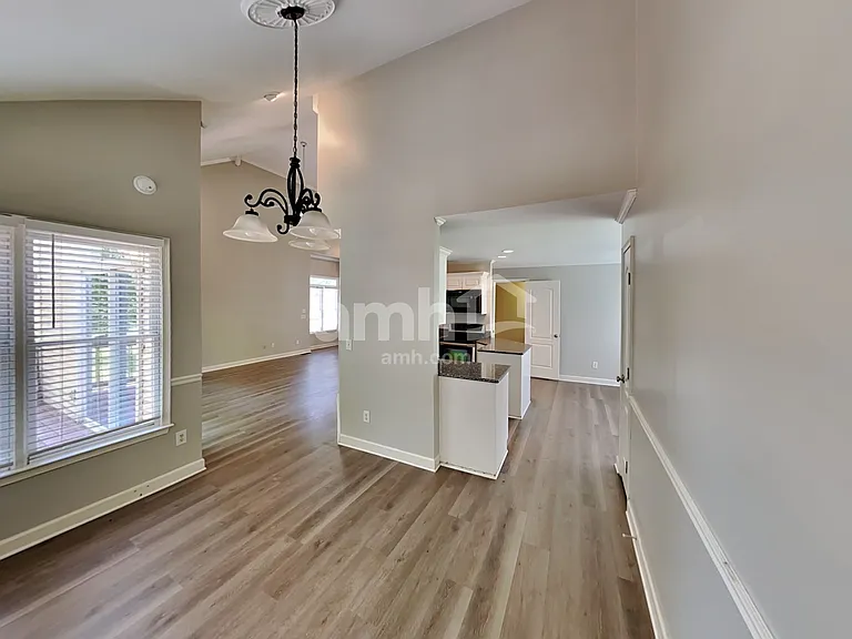 1423 Shoreside Dr — Photo 7