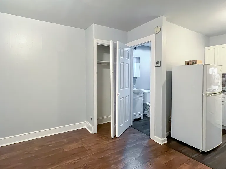 744 S 15th St #3R — Photo 6
