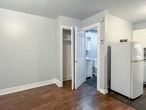 744 S 15th St #3R Photo 1